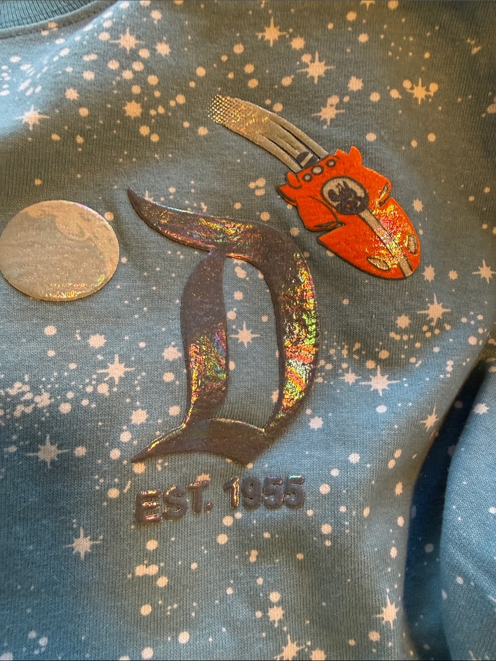 Disney Blue Tomorrowland Graphic Spirit Jersey Sweatshirt sz L - Picture 4 of 5